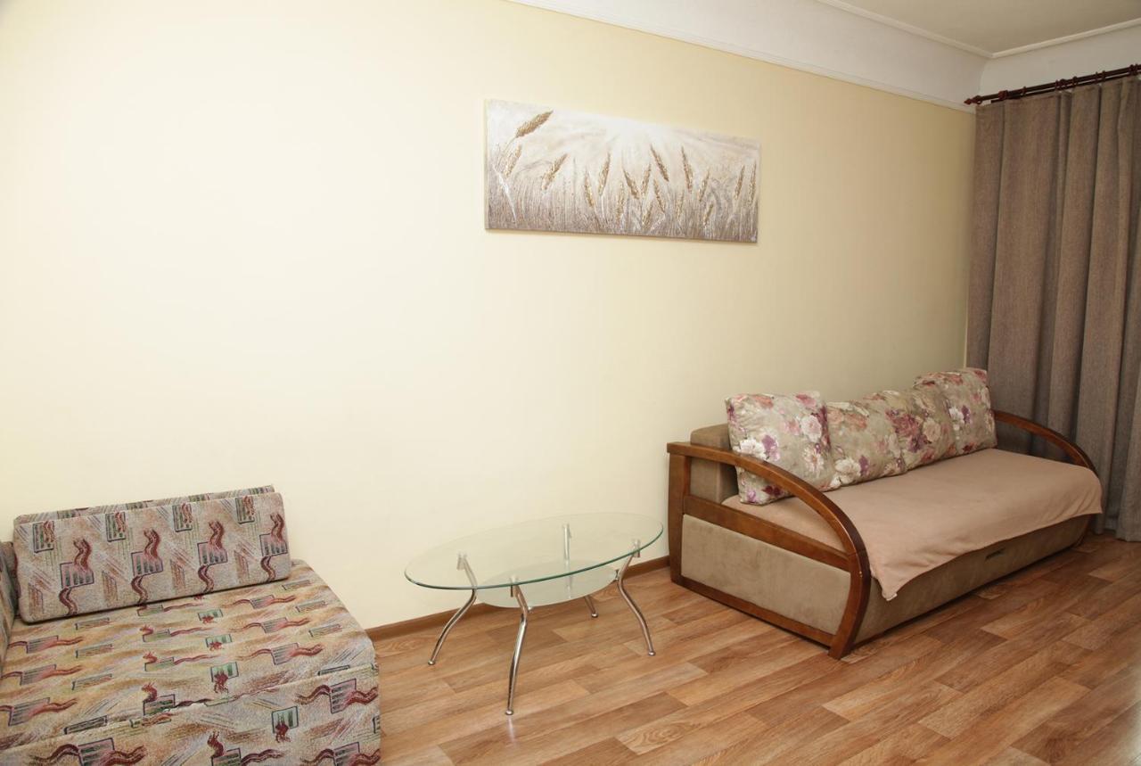 On Gogolya, 14a Dnipro